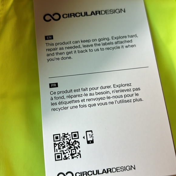 NWT The North Face Women's Elevation LED Yellow Athletic Short size Medium - Picture 5 of 9